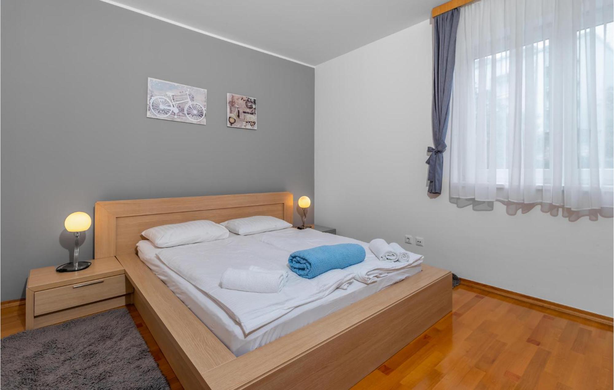 Lovely Apartment In Selce With House Sea View Exterior photo