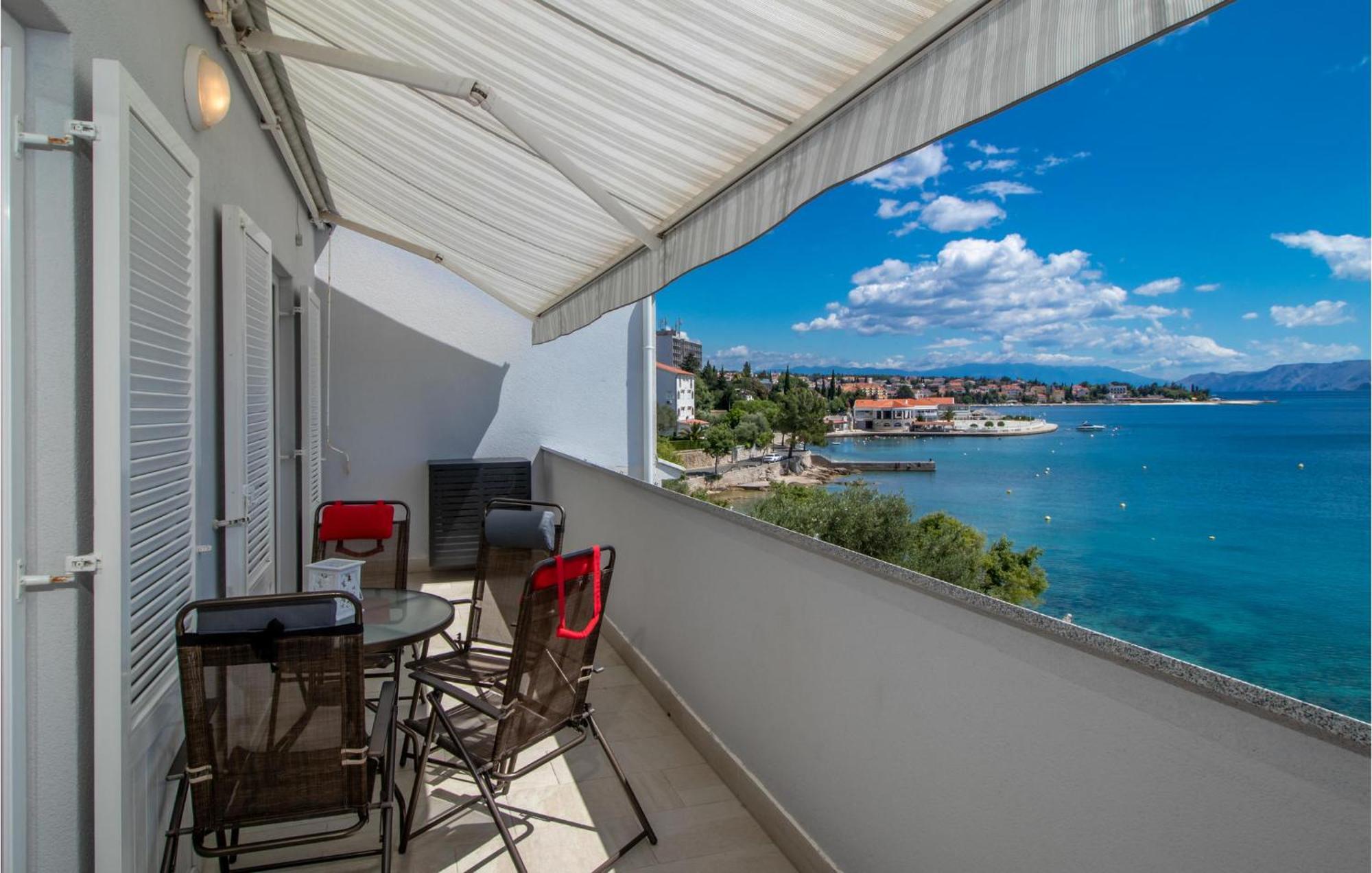Lovely Apartment In Selce With House Sea View Exterior photo